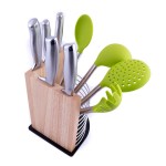 Set de utensilios de acero inoxidable y silicón color verde con  cuchillos de acero inoxidable 10 pzas. 